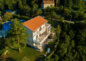Door To Summer, villa near the beach
